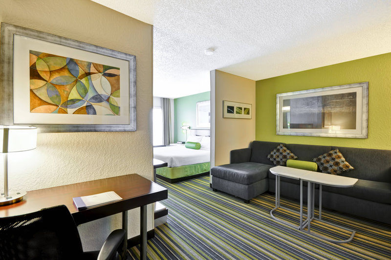 Otel Springhill Hobby Airport 3*